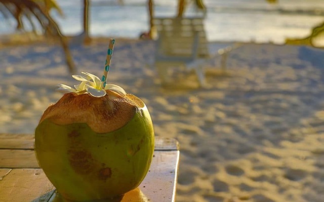 White Sands Beach Resort Tonga