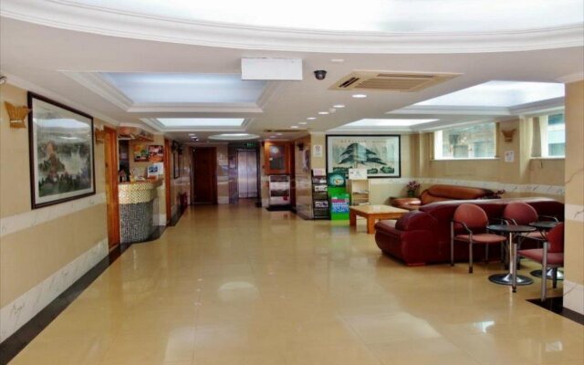 Man Va Hotel