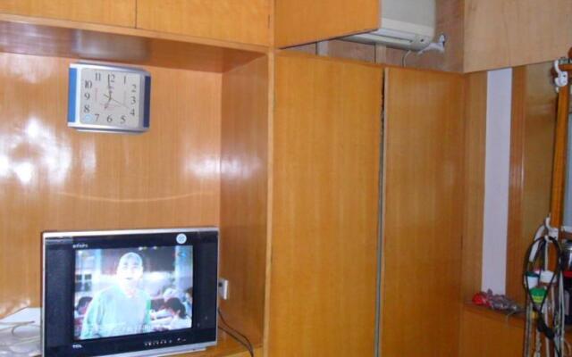 Jinri Friendship Apartment Hongjialou Road