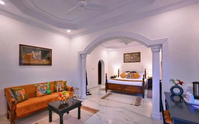 Tiger Den Resort