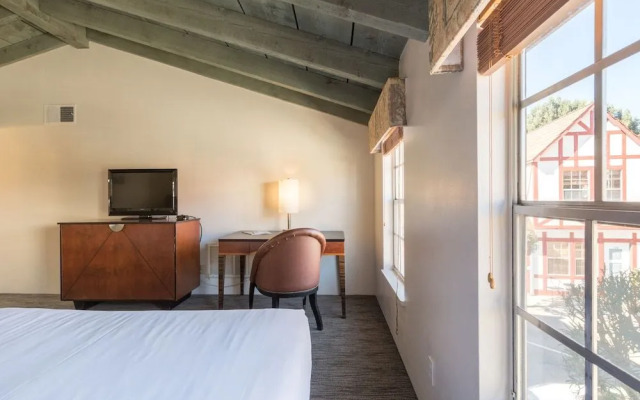 Royal Copenhagen Inn