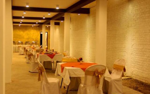 SKR Grand Hotel