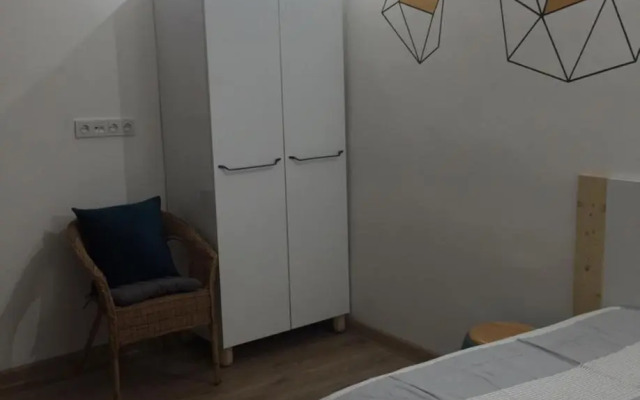 apartment 7
