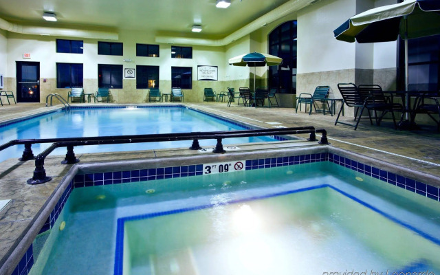 Staybridge Suites Lansing - Okemos by IHG