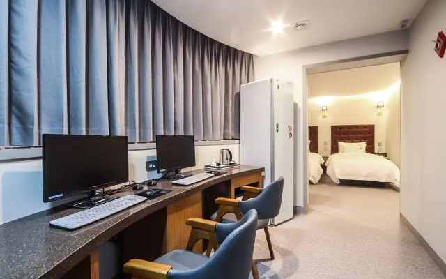 Busan Oncheonjang Hotel Mithuna