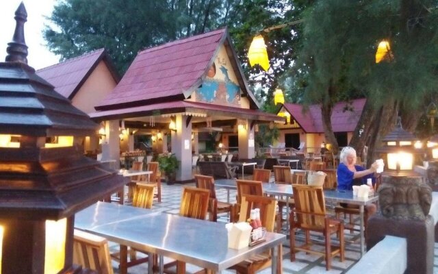 Andaman Beach Resort Koh Jum