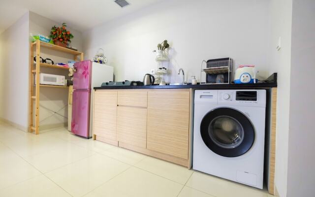 Spacious 2br the Mansion Apartment Near Jiexpo