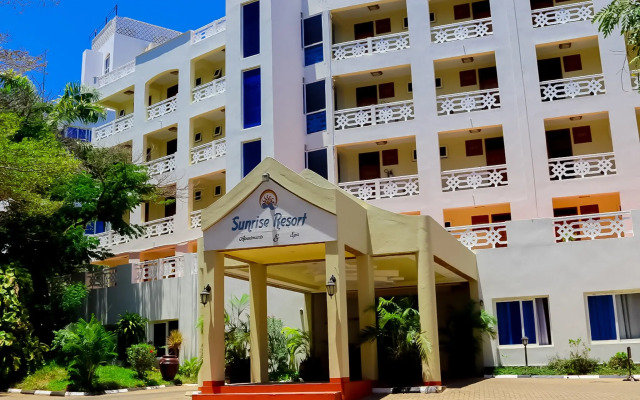 Sunrise Resort Apartments & Spa