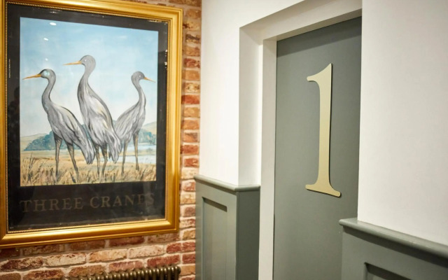 Three Cranes Serviced Apartments