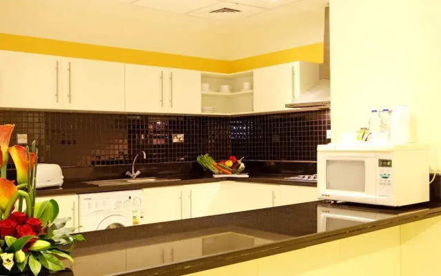 First Royal Hotel Apartment