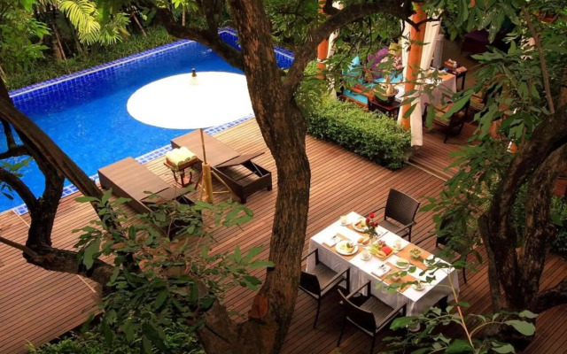 Baan Klang Wiang Hotel