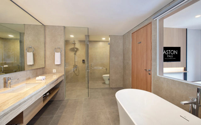 Aston Palu Hotel & Conference Center