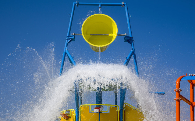 Selini Suites & Waterpark