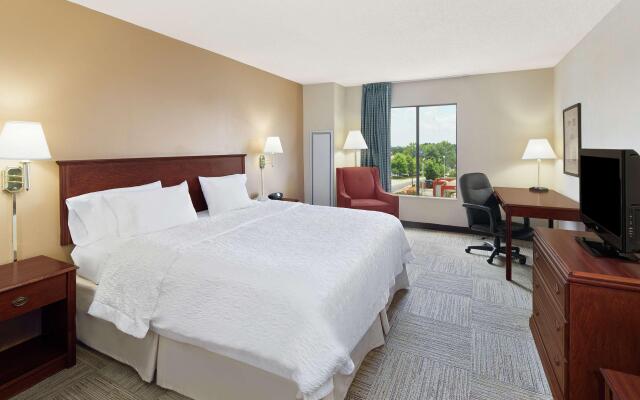 Hampton Inn Columbus-North