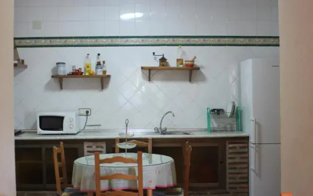 Colica House