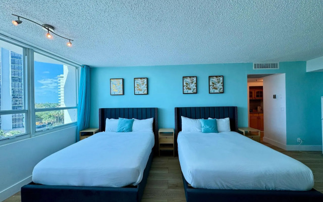SeaStays Apartments
