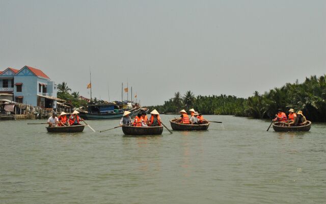 Hoi An Coco River Resort & Spa
