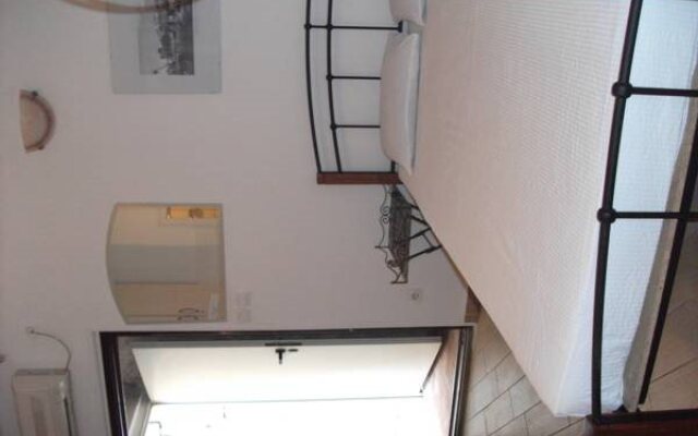 Diocletian Apartments & Rooms