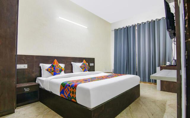 Fabhotel Water Vibe