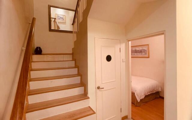 6ix Senses Boutique Villa