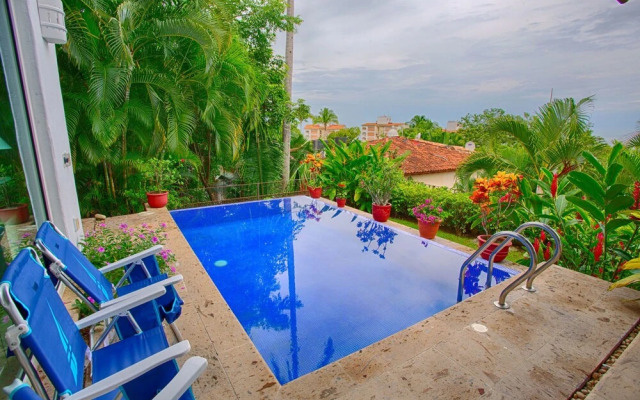 Ventanas al Mar 4 BR by Casago