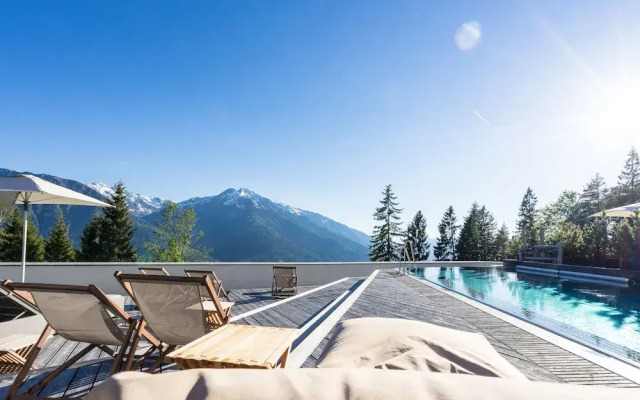 NIDUM - Casual Luxury Hotel