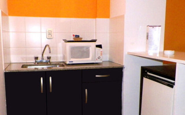 Urquiza Apart Hotel & Suites
