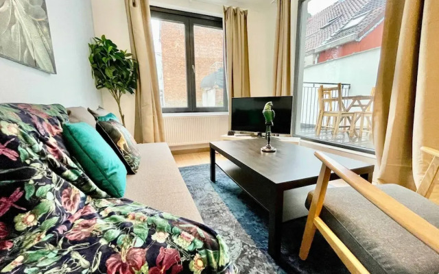 Luxury 2BR 2BA Near Fashion District by Oneluxstay