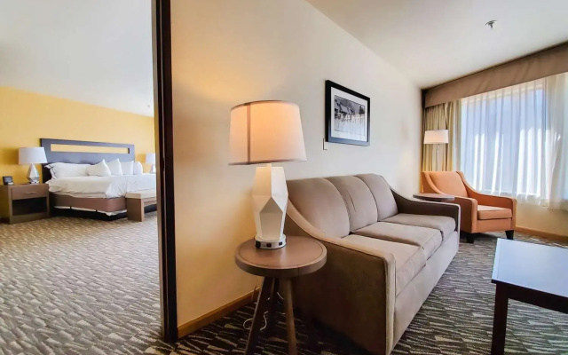 Best Western Plus Plaza Hotel