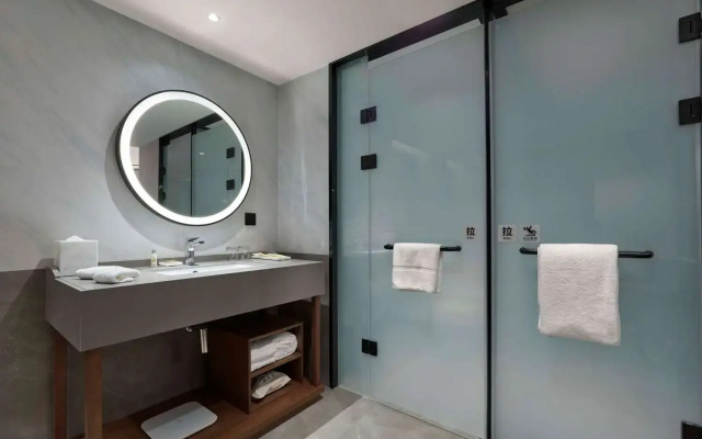 Hilton Garden Inn Lhasa