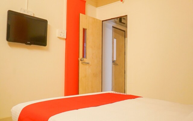 OYO Flagship 12723 Hotel D Villa