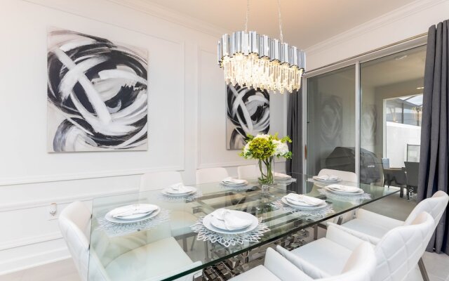 Tvpm-2660rt/sl 4 Bedroom Townhouse by RedAwning