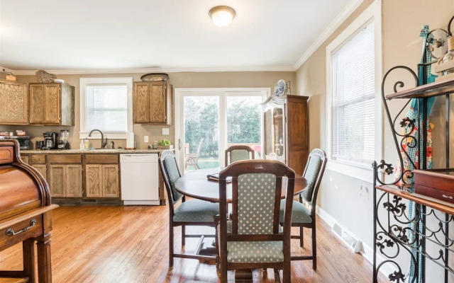 Cumberland Ave - 214