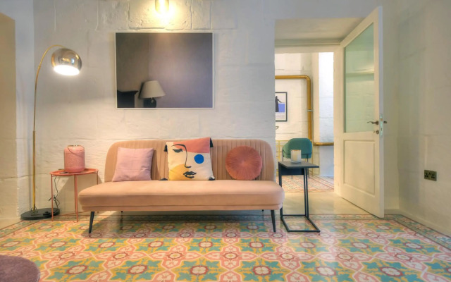 137 - Modern & luxurious Palazzino in Valletta