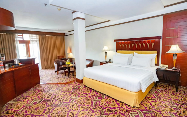Hotel Savoy Homann