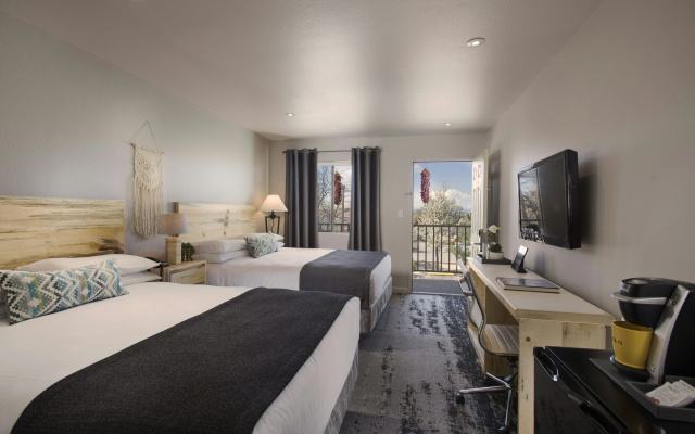The Sage Hotel - Image 4