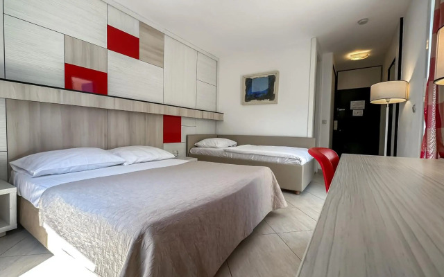 Slovenska Plaža Resort