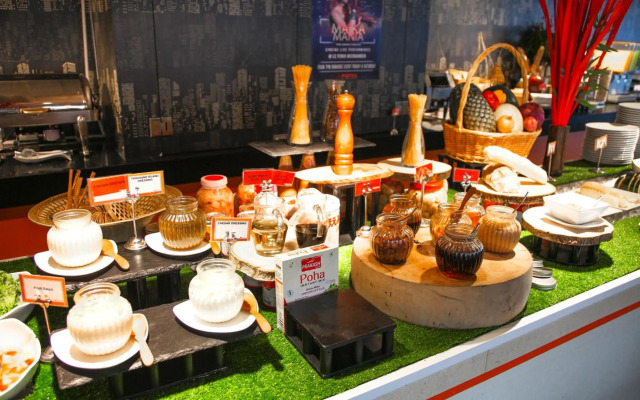 Le Fenix Sukhumvit