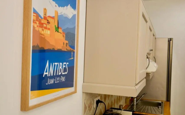 Old Town Antibes Apartment