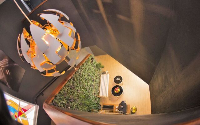 La Finca Luxury Suites Hotel