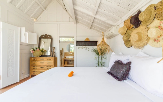 Villa M by Alfred in Bali - Stunning Family Villa With Pool at Seminyak Beach – Guest Rooms – Kuta