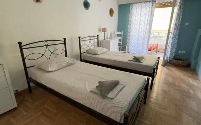 Petaluda House 2 Izabela