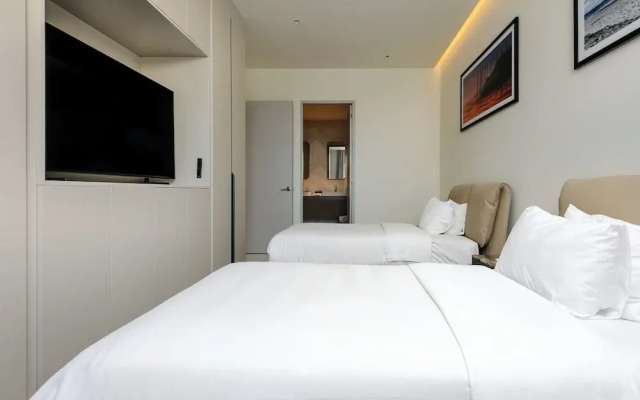 w Prestigious 3BR w Terrace in Polanco
