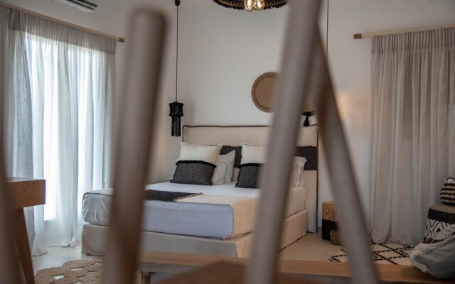 Volcano Luxury Suites Milos - Adults Only