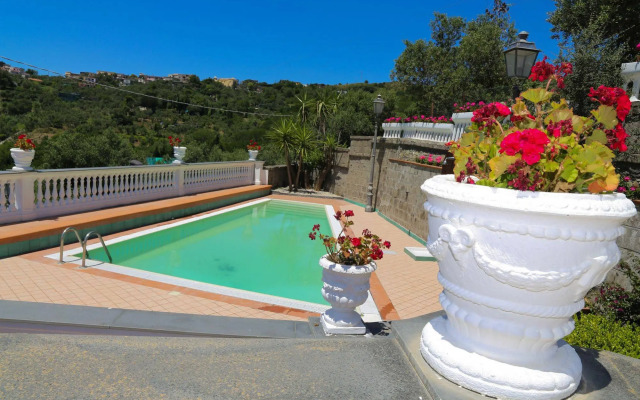 Azzurro Residence