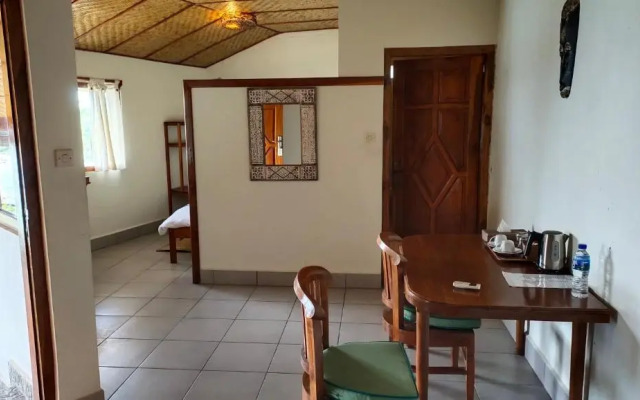 Bayview Gardens Hotel & Viewpoint