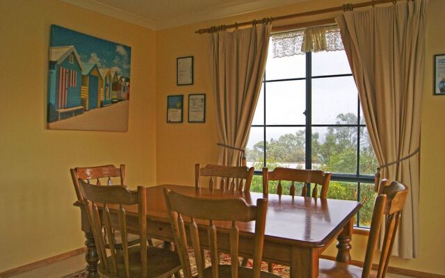 Omaroo Cottage Bruny Island