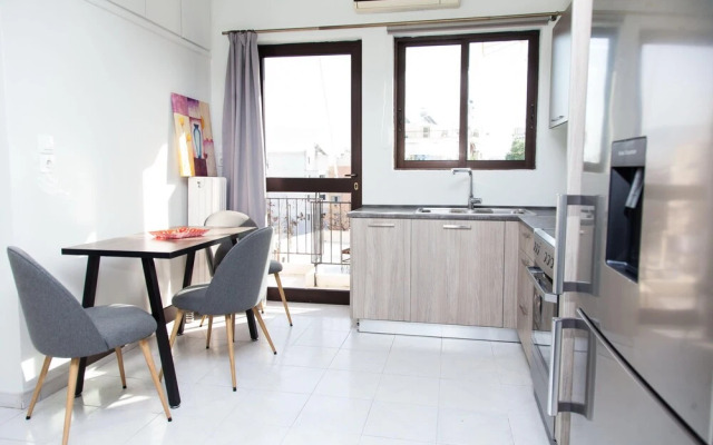 Gorgeous apt in Faliro with view