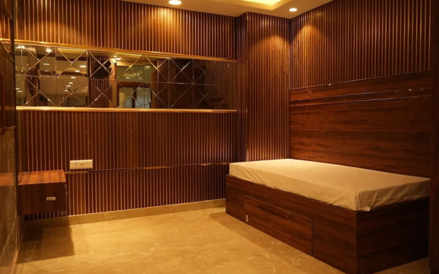 Hotel Golden Palace