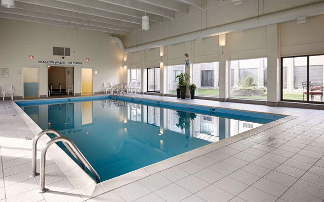 Best Western North Bay Hotel & Conference Centre
